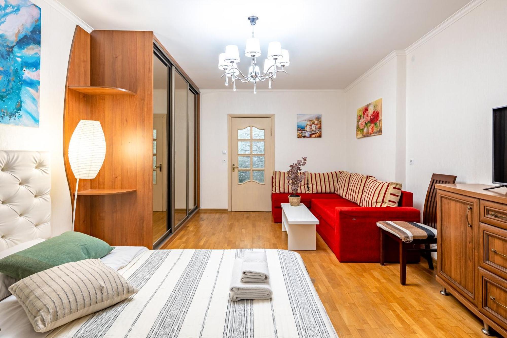 Just Another Comfy Apartment On The Main Squere. 2 Bedrooms, Own Heating, Ac Львов Экстерьер фото