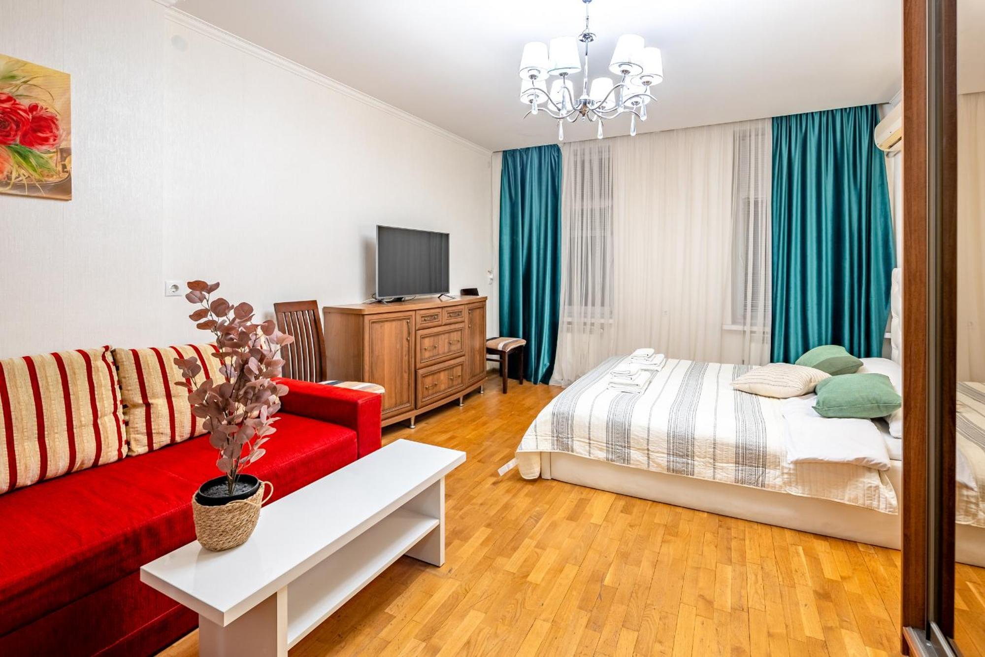 Just Another Comfy Apartment On The Main Squere. 2 Bedrooms, Own Heating, Ac Львов Экстерьер фото
