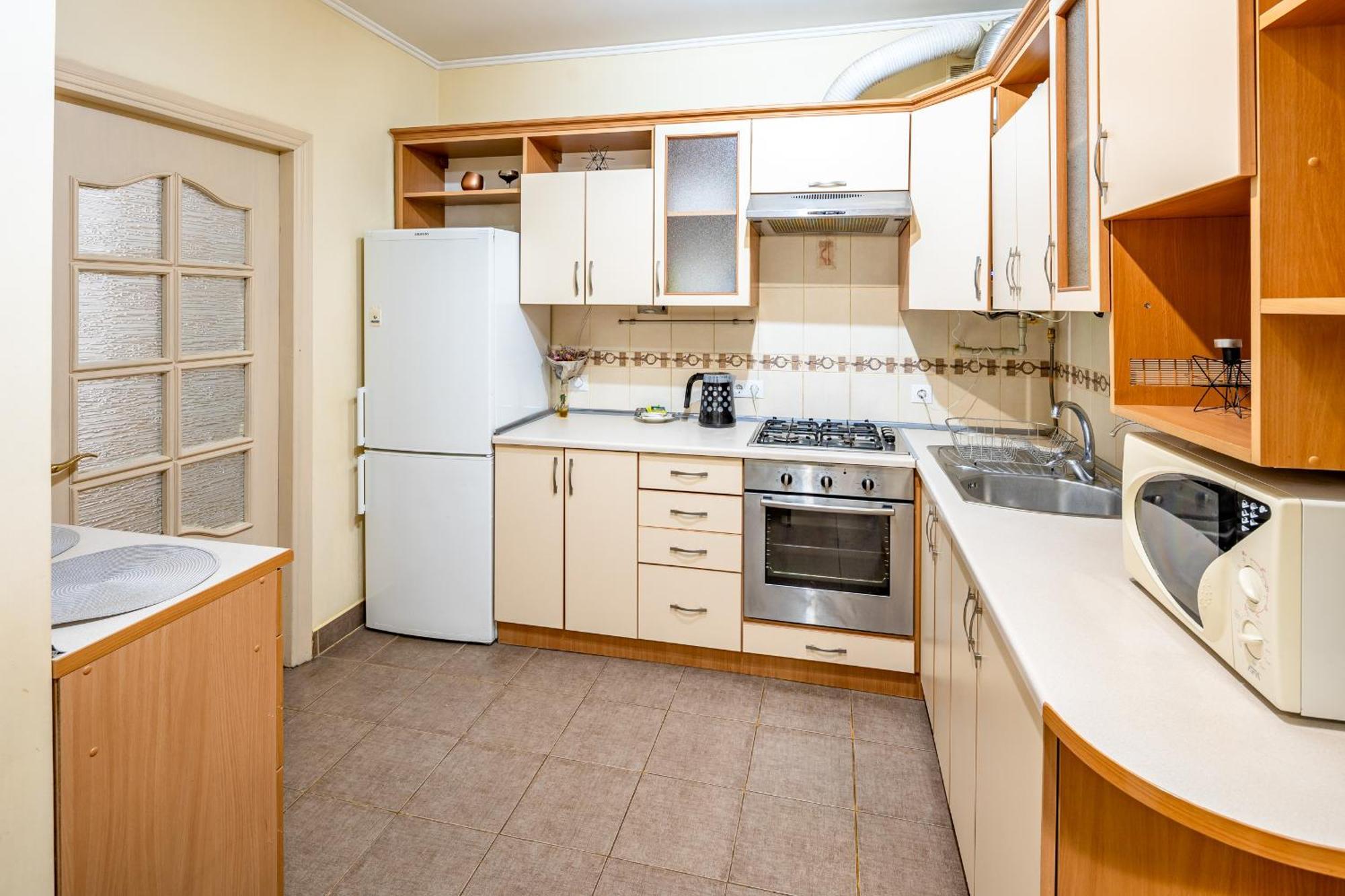 Just Another Comfy Apartment On The Main Squere. 2 Bedrooms, Own Heating, Ac Львов Экстерьер фото